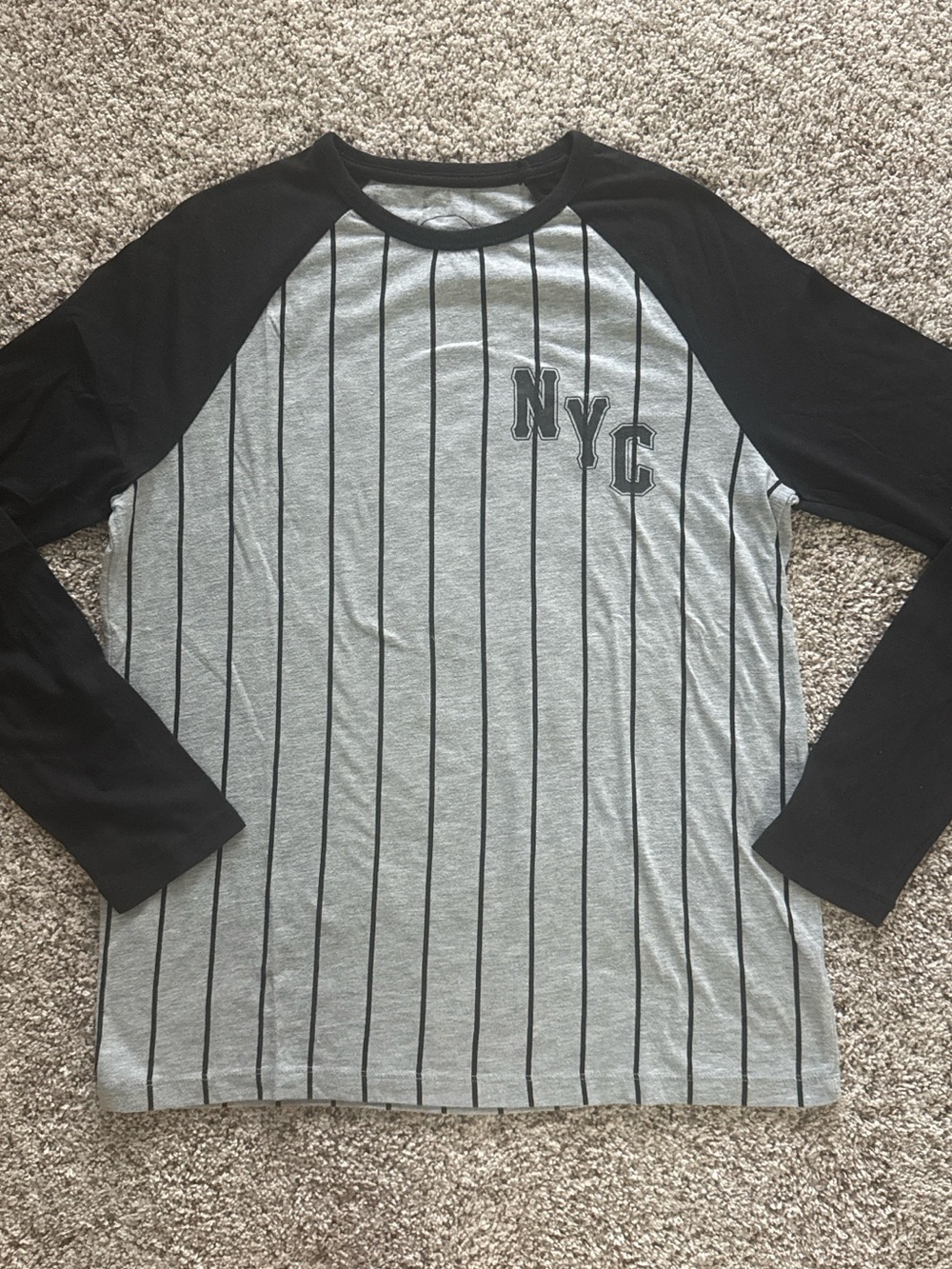 Aeropostale Men's Black & Gray Pinstripe Raglan Long Sleeve Tee